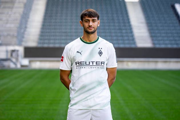 Fabio Chiarodia Portrait 2026 2027 Borussia Mönchengladbach am 28.07.2026 1.BL Porträttermin 2026 2027 *** Fabio Chiarodia Profile 2026–2027 Borussia Mönchengladbach on July 28, 2026, Bundesliga Profile Session 2026–2027
