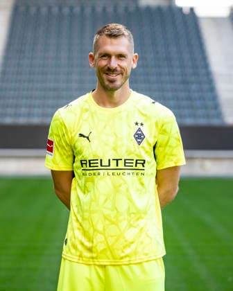 Daniel Batz Portrait 2026 2027 Borussia Mönchengladbach am 28.07.2026 1.BL Porträttermin 2026 2027 *** Daniel Batz Portrait 2026–2027 Borussia Mönchengladbach on July 28, 2026, Bundesliga 1 Portrait Session 2026–2027