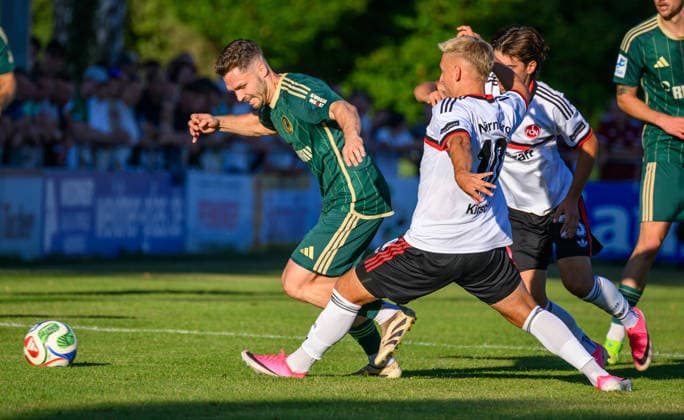 14.08.2026 - Fussball - Saison 2026 2027 - Regionalliga Bayern - 04. Spieltag: SC Eltersdorf SCE ( Quecken ) - 1. FC Nürnberg FCN II ( Club ) - - xwoxzix - Moritz Fischer (15, SC Eltersdorf ) Benedikt Kirsch (10, 1. FC Nürnberg FCN II ) *** August 14, 2026 Soccer Season 2026–2027 Bavarian Regional League Matchday 04 SC Eltersdorf vs. SCE Quecken 1 FC Nuremberg FCN II Club xwoxzix Moritz Fischer 15, SC Eltersdorf Benedikt Kirsch 10, 1 FC Nuremberg FCN II