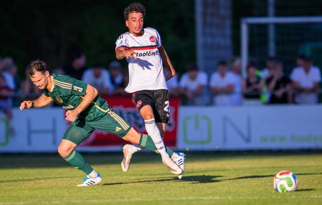 14.08.2026 - Fussball - Saison 2026 2027 - Regionalliga Bayern - 04. Spieltag: SC Eltersdorf SCE ( Quecken ) - 1. FC Nürnberg FCN II ( Club ) - - xwoxzix - Patrick Ort (14, SC Eltersdorf ) Nizar Üstel Uestel (21, 1. FC Nürnberg FCN II ) *** August 14, 2026 Soccer Season 2026–2027 Bavarian Regional League Matchday 04 SC Eltersdorf vs. SCE Quecken 1 FC Nuremberg FCN II Club xwoxzix Patrick Ort 14, SC Eltersdorf Nizar Üstel Uestel 21, 1. FC Nürnberg FCN II