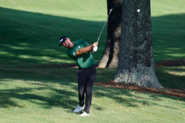 MEMPHIS, TN - AUGUST 14: Max Homa of the United States hits from the rough on No. 7 during the second round of the FedEx St. Jude Championship, August 14, 2026, at TPC Southwind in Memphis, Tennessee. (Photo by Matthew Maxey Icon Sportswire) GOLF: AUG 14 PGA, Golf Herren FedEx St. Jude Championship EDITORIAL USE ONLY Icon260814005