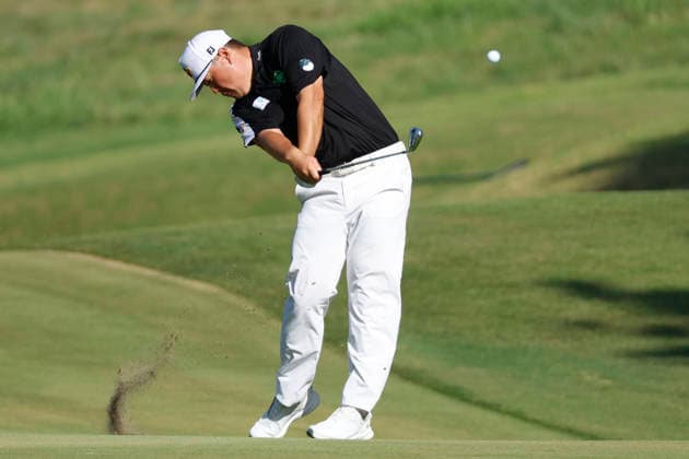 MEMPHIS, TN - AUGUST 14: Sungjae Im of Korea hits his approach shot on No. 7 during the second round of the FedEx St. Jude Championship, August 14, 2026, at TPC Southwind in Memphis, Tennessee. (Photo by Matthew Maxey Icon Sportswire) GOLF: AUG 14 PGA, Golf Herren FedEx St. Jude Championship EDITORIAL USE ONLY Icon260814010