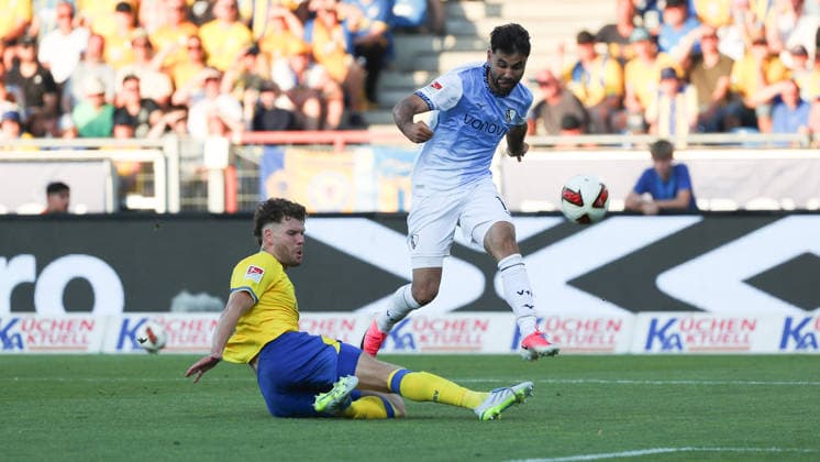 Braunschweig vs Bochum, 2. BL Braunschweig, 14.08.2026, Fußball, Herren, 2. BL, Saison 2026 2027, Eintracht Braunschweig vs. VfL Bochum: Kevin Ehlers (Eintracht Braunschweig), (DFL DFB REGULATIONS PROHIBIT ANY USE OF PHOTOGRAPHS as IMAGE SEQUENCES and or QUASI-VIDEO) Stadion an der Hamburger Straße Niedersachsen Deutschland *** Braunschweig vs. Bochum, 2. Bundesliga Braunschweig, August 14, 2026, Soccer, Men s, 2. Bundesliga, 2026–2027 Season, Eintracht Braunschweig vs. VfL Bochum Kevin Ehlers Eintracht Braunschweig, DFL and DFB regulations prohibit any use of photographs as image sequences and or quasi-video Stadion an der Hamburger Straße, Lower Saxony, Germany