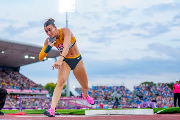 BIRMINGHAM, GREAT BRITAIN - AUGUST 14, 2026 : Sandrina SPRENGEL (GER Germany) competing in the shot put in the heptathlon during the European Athletics Championships at Alexander Stadium on August 14, 2026 in Birmingham, Great Britain. Great Britain Copyright: xLeahxKohringx