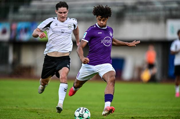 Football, Bavarian Regional League, Wacker Burghausen v TSV Schwaben Augsburg