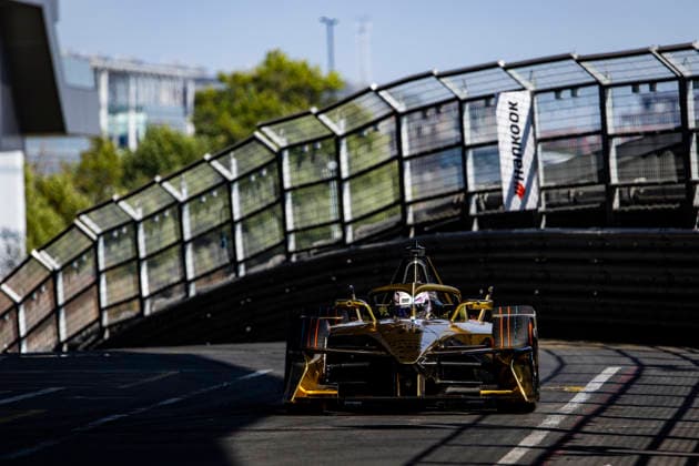 2026 FORMULA E LONDON ePRIX 77 BARNARD Taylor (gbr), DS Penske, DS E-Tense FE25, action during the London ePrix, 16th and 17th round of the 2025-26 ABB FIA Formula E World Championship, WM, Weltmeisterschaft on the ExCel London Circuit from August 14 to 16, 2026 in London, United Kingdom - LondonUnited Kingdom  Copyright: xJULIENxDELFOSSEx