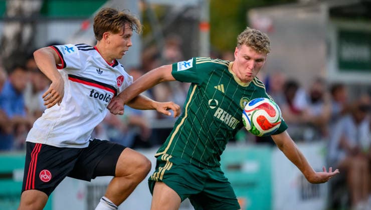 14.08.2026 - Fussball - Saison 2026 2027 - Regionalliga Bayern - 04. Spieltag: SC Eltersdorf SCE ( Quecken ) - 1. FC Nürnberg FCN II ( Club ) - - xwoxzix - Moritz Wiezorrek (17, 1. FC Nürnberg FCN II ) Felix Rippert (42, SC Eltersdorf ) *** August 14, 2026 Soccer Season 2026–2027 Bavarian Regional League Matchday 04 SC Eltersdorf vs. SCE Quecken 1 FC Nuremberg FCN II Club xwoxzix Moritz Wiezorrek 17, 1 FC Nuremberg FCN II Felix Rippert 42, SC Eltersdorf