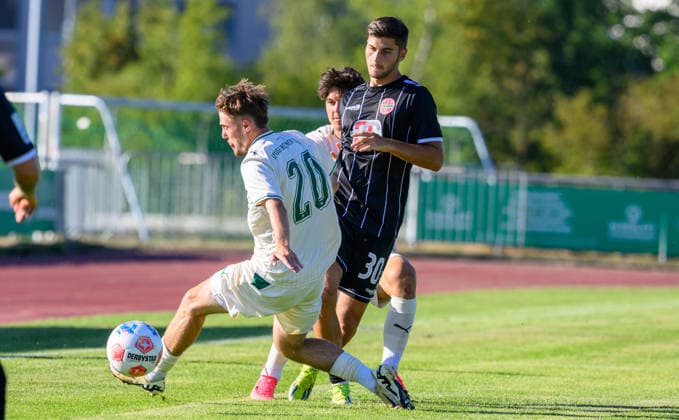 14.08.2025 - Fussball - Saison 2025 2026 - Regionalliga Bayern - 04. Spieltag: SpVgg Greuther Fürth Fuerth II U23 ( Kleeblatt ) - TSV 1882 Landsberg - - xwoxzix - Jannik Lober (20, SpVgg Greuther Fürth II ) Tiziano Mulas (30, TSV Landsberg ) *** August 14, 2025 Soccer Season 2025–2026 Bavarian Regional League Matchday 04 SpVgg Greuther Fürth II U23 Kleeblatt vs. TSV 1882 Landsberg xwoxzix Jannik Lober 20, SpVgg Greuther Fürth II Tiziano Mulas 30, TSV Landsberg