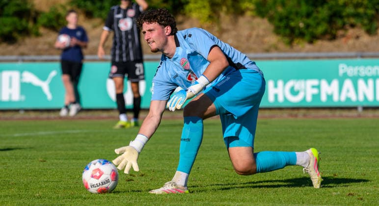 14.08.2025 - Fussball - Saison 2025 2026 - Regionalliga Bayern - 04. Spieltag: SpVgg Greuther Fürth Fuerth II U23 ( Kleeblatt ) - TSV 1882 Landsberg - - xwoxzix - Leopold Leimeister (1, TSV Landsberg ) *** August 14, 2025 Soccer Season 2025–2026 Bavarian Regional League Matchday 04 SpVgg Greuther Fürth Fürth II U23 Kleeblatt TSV 1882 Landsberg xwoxzix Leopold Leimeister 1, TSV Landsberg