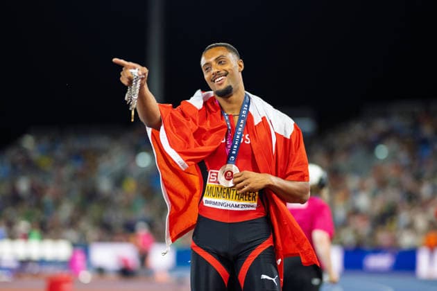 BIRMINGHAM, UNITED KINGDOM - AUGUST 14: TimothÃ Mumenthaler of Switzerland wins the bronze Medal in the Men s 200m during the European Athletics Championships at Alexander Stadium on August 14, 2026 in Birmingham, United Kingdom. England United Kingdom Copyright: xBEAUTIFULxSPORTS TobiasxLacknerx