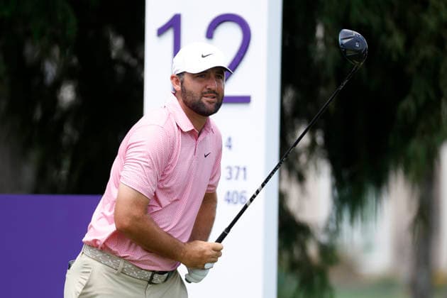 MEMPHIS, TN - AUGUST 14: Scottie Scheffler of the United States watches his drive on No. 12 during the second round of the FedEx St. Jude Championship, August 14, 2026, at TPC Southwind in Memphis, Tennessee. (Photo by Matthew Maxey Icon Sportswire) GOLF: AUG 14 PGA, Golf Herren FedEx St. Jude Championship EDITORIAL USE ONLY Icon260814083
