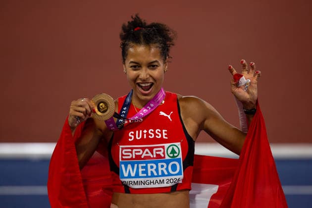 Audrey Werro of Switzerland celebrates winning gold in the Womens 800m at the European Atheltics Championships at Alexander Stadium in Birmingham, England (Sean Walsh Sports Press Photo)  Copyright: xSeanxWalshx Sportspressphoto_SPR206524