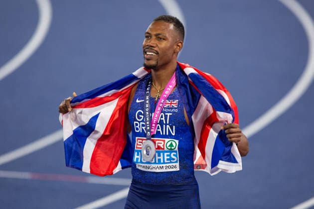 Zharnel Hughes of Great Britain and Northern Ireland celebrates winning silver in the Mens 200m at the European Atheltics Championships at Alexander Stadium in Birmingham, England (Sean Walsh Sports Press Photo)  Copyright: xSeanxWalshx Sportspressphoto_SPR206526
