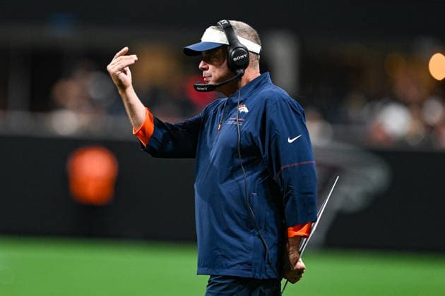 ATLANTA, GA - AUGUST 14: Denver head coach Sean Payton gestures during the NFL, American Football Herren, USA pre-season game between the Denver Broncos and the Atlanta Falcons on August 14th, 2026 at Mercedes-Benz Stadium in Atlanta, GA. (Photo by Rich von Biberstein Icon Sportswire) NFL: AUG 14 Broncos at Falcons EDITORIAL USE ONLY Icon260814031