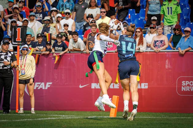 Quarter-final USA vs. Germany (GER), Day 3 Women at IFAF Flag Football Championships Düsseldorf 2026, 15.08.2026 Duesseldorf, Germany - Aug. 15, 2026: Carla Charlotte Törner (GER 14) during the Quarter-final match between USA vs. Germany (GER) on the third day of the Women IFAF Flag Football World Championships at the Bezirkssportanlage Duesseldorf Garath *** Quarterfinal: USA vs. Germany (GER), Day 3, Women s Division at the IFAF Flag Football Championships in Düsseldorf 2026, August 15, 2026, Düsseldorf, Germany. Carla Charlotte Törner (GER) No. 14 during the quarterfinal match between the USA and Germany (GER) on the third day of the Women’s IFAF Flag Football World Championships at the Bezirkssportanlage Düsseldorf Garath Copyright: xBEAUTIFULxSPORTS B.Hoffmannx