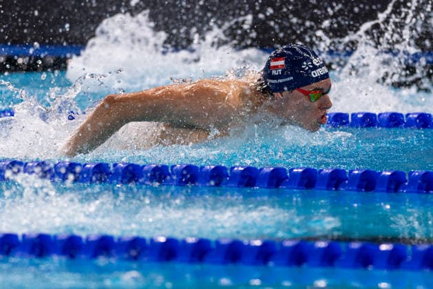 SWIMMING - EAC 2026 PARIS,FRANCE,15.AUG.26 - SWIMMING - European Aquatics Championships Paris 2026, 4x100m individual medley, men. Image shows Laurin Korber-Perner (AUT).  GEPAxpictures xPhilippxBrem