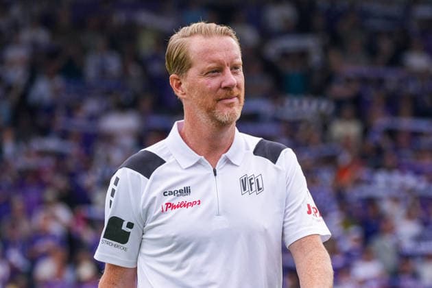 Timo Schultz (VfL Osnabrück, Trainer), Deutschland: Fussball, 2. Bundesliga, Saison 2026 27, 2. Spieltag, 15.08.2026, VfL Osnabrück vs 1. FC Magdeburg, Stadion Bremer Brücke (Osnabrück, Niedersachsen) *** Timo Schultz, VfL Osnabrück, Coach, German Soccer, 2. Bundesliga, 2026–27 Season, Matchday 2, August 15, 2026, VfL Osnabrück vs. 1. FC Magdeburg, Bremer Brücke Stadium, Osnabrück, Lower Saxony Copyright: xLeonxFrickx
