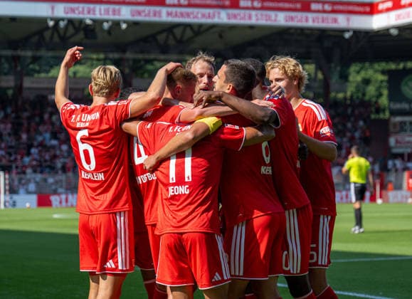 Fußball, Herren, Saison 2026 2027, Testspiel, 1. FC Union Berlin - Ipswich Town, v. l. Aljoscha Kemlein (1. FC Union Berlin), Zeno Van Den Bosch (1. FC Union Berlin), Woo-yeong Jeong (1. FC Union Berlin), Marvin Friedrich (1. FC Union Berlin), Rani Khedira (1. FC Union Berlin), Ilyas Ansah (1. FC Union Berlin), Tom Rothe (1. FC Union Berlin), Jubel nach Tor zum 1:0, 15.08.2026, *** Soccer, Men s, 2026–2027 Season, Friendly Match, 1. FC Union Berlin vs. Ipswich Town, from left: Aljoscha Kemlein (1. FC Union Berlin), Zeno Van Den Bosch (1. FC Union Berlin), Woo Yeong Jeong, 1. FC Union Berlin; Marvin Friedrich, 1. FC Union Berlin; Rani Khedira, 1. FC Union Berlin; Ilyas Ansah, 1. FC Union Berlin; Tom Rothe, 1. FC Union Berlin; celebration after the 1–0 goal, August 15, 2026, Copyright: xSebastianxRäppold MatthiasxKochx