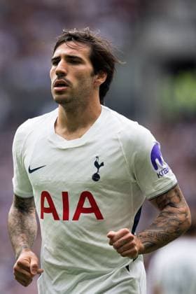 Sandro Tonali of Tottenham Hotspur looks on Tottenham Hotspur vs Hoffenheim, Club Friendlies, Tottenham Hotspur Stadium, London, UK - 15 Aug 2026London Tottenham Hotspur Stadium United Kingdom  Copyright: xWiredxPhotos Shutterstockx 17084203p