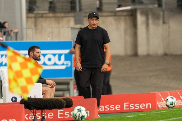 Samir Ferchichi (TSV Havelse, Cheftrainer), GER Rot-Weiss Essen vs. TSV Havelse, Fussball, 3. Liga, Spieltag 02, Saison 2026 2027, 15.08.2026 DFB DFL REGULATIONS PROHIBIT ANY USE OF PHOTOGRAPHS AS IMAGE SEQUENCES AND OR QUASI-VIDEO, GER Rot-Weiss Essen vs. TSV Havelse, Fussball, 3. Liga, Spieltag 02, Saison 2026 2027, 15.08.2026 Essen *** Samir Ferchichi, TSV Havelse, Head Coach, GER Rot Weiss Essen vs. TSV Havelse, Soccer, 3rd Division, Matchday 02, 2026–2027 Season, August 15, 2026 DFB DFL regulations prohibit any use of photographs as image sequences and or quasi-video, GER Rot Weiss Essen vs. TSV Havelse, Soccer, 3rd Division, Matchday 02, 2026–2027 season, August 15, 2026, Essen Copyright: xEibner-Pressefoto FabianxFriesex EP_FFE