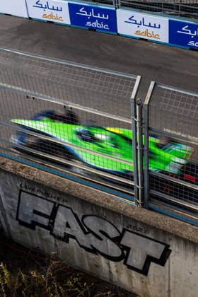 2026 FORMULA E LONDON ePRIX 14 ERIKSSON Joel (swe), Envision Racing, Jaguar I-Type 7, action during the London ePrix, 16th and 17th round of the 2025-26 ABB FIA Formula E World Championship, WM, Weltmeisterschaft on the ExCel London Circuit from August 14 to 16, 2026 in London, United Kingdom - LondonUnited Kingdom  Copyright: xDamienxDoumerguex