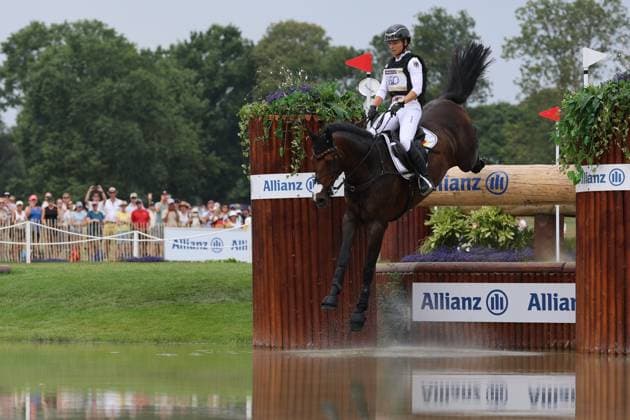 Julia Krajewski (GER, Deutschland, Germany) mit Pferd Uelzeners Nickel, Nickel, Allianz Versicherung, Wasserhindernis , Vielseitigkeit Dressur, FEI Eventing World Championship, WM, Weltmeisterschaft , DHL-Preis, Einzel Mannschaft, Geländeprüfung, Teilprüfung Gelände, Cross Country , AACHEN - FEI World Championships 2026, Weltfest des Pferdesports, Reitsport Weltmeisterschaft 2026, Aachen 2026, Welcome Home 2026, Aachener Soers, 11. bis 23. August 2026, Reitsport, 15.08.2026, Aachen Aachener Soers Deutschland *** Julia Krajewski GER, Germany, riding Uelzeners Nickel, Nickel, Allianz Insurance, water jump, eventing dressage, FEI Eventing World Championship, DHL Prize, individual and team, cross-country, cross-country leg, cross-country, AACHEN FEI World Championships 2026, World Equestrian Festival, 2026 World Equestrian Championships, Aachen 2026, Welcome Home 2026, Aachen Soers, August 11–23, 2026, Equestrian Sports, August 15, 2026, Aachen Soers, Germany