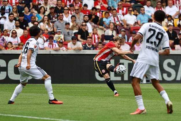 Keane Lewis-Potter of Brentford scores their sides fifth goal Brentford v Eintracht Frankfurt, Pre Season Friendly, Football, Gtech Community Stadium, London, UK - 15 Aug 2026London Gtech Community Stadium United Kingdom EDITORIAL USE ONLY No use with unauthorised audio, video, data, fixture lists, club league logos or live services. Online in-match use limited to 120 images, no video emulation. No use in betting, games or single club league player publications.  Copyright: xMichaelxZemanek Shutterstockx 17070130z