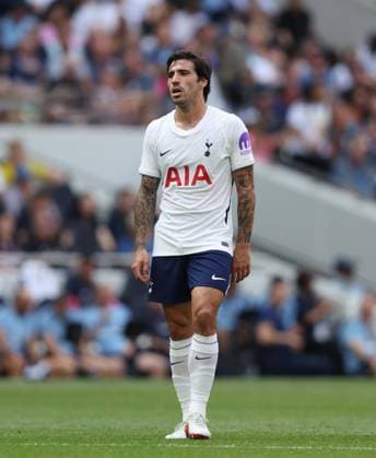 Pre Season Friendly - Tottenham Hotspur v TSG 1899 Hoffenheim LONDON, ENGLAND, AUGUST 15: Sandro Tonali of Tottenham Hotspur during the Pre Season Friendly match between Tottenham Hotspur v TSG 1899 Hoffenheim at Tottenham Hotspur Stadium, London on 15 August. (Photo by Daniel Weir) London Tottenham Hotspur Stadium United Kingdom Copyright: xDanielxWeir SportsxPressxPhotox Sportspressphoto_SPR207070