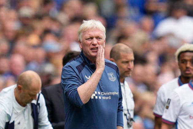 Everton v LOSC, Pre-Season Friendly David Moyes, manager of Everton shouts instructions during the Everton v LOSC Pre-Season Friendly match at the Hill Dickinson Stadium, Liverpool, England on 15 August 2026 Credit: Steve Flynn Every Second Media Editorial use only. All images are copyright Every Second Media Limited. No images may be reproduced without prior permission. Copyright: xIMAGO EveryxSecondxMediax ESM-2091-0054 StevexFlynnx xEveryxSecondxMediax