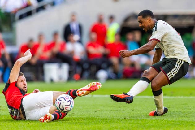 Manchester United, ManU v AC Milan Friendly Mach Strahinja Pavlovic ,Yaouri Tielemans during a friendly match between Manchester United and AC Milan in Wroclaw,Poland on August 15, 2026 Wroclaw Poland  Copyright: xAndrzejxIwanczukx originalFilename:iwanczuk-manchest260815_np2oz.jpg