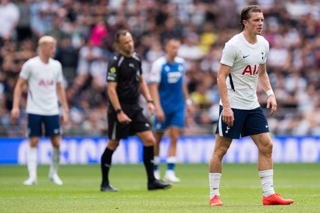Conor Gallagher of Tottenham Hotspur looks on Tottenham Hotspur vs Hoffenheim, Club Friendlies, Tottenham Hotspur Stadium, London, UK - 15 Aug 2026London Tottenham Hotspur Stadium United Kingdom  Copyright: xWiredxPhotos Shutterstockx 17084203cn