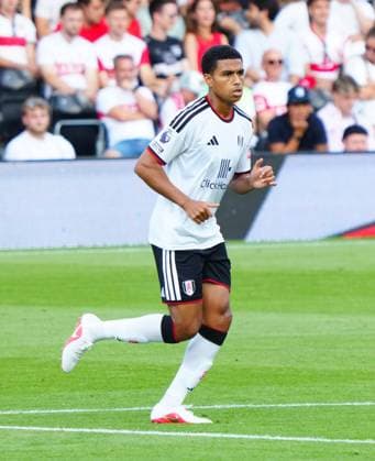 Shea Charles of Fulham Fulham v Stuttgart, Pre Season Friendly, Football, Craven Cottage, London, UK - 15 Aug 2026London Craven Cottage United Kingdom EDITORIAL USE ONLY No use with unauthorised audio, video, data, fixture lists, club league logos or live services. Online in-match use limited to 120 images, no video emulation. No use in betting, games or single club league player publications.  Copyright: xJavierxGarcia Shutterstockx 17070137au