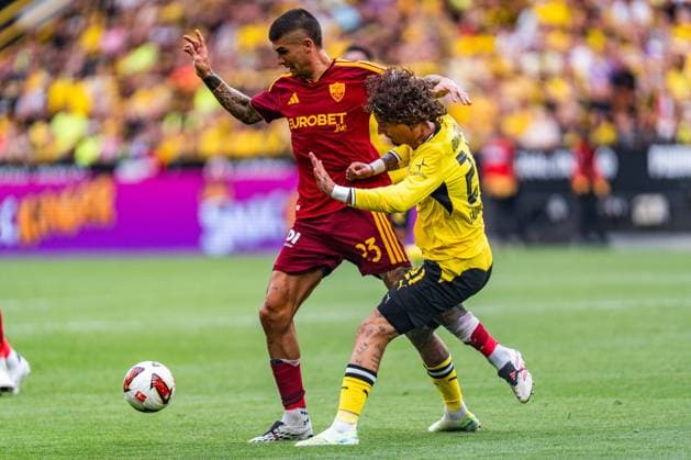 Testspiel, Bundesliga Serie A, Borussia Dortmund vs. AS Rom, 15.08.2026 im Signal Iduna Park Fabio Silva *** Friendly Match, Bundesliga Serie A, Borussia Dortmund vs. AS Roma, August 15, 2026, at Signal Iduna Park, Fabio Silva Copyright: xBahhoxKarax