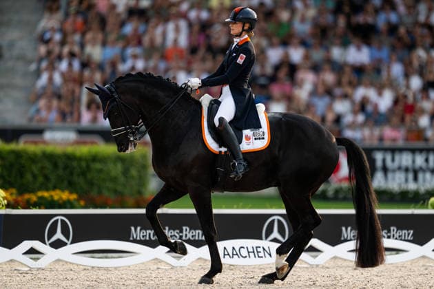 Equestrian sports, World Championships in Aachen, dressage