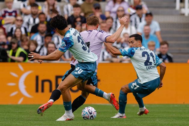 Newcastle United v Bayer 04 Leverkusen, Pre-Season Friendly Harvey Barnes of Newcastle United looks to beat Ibrahim Maza and Lucas Vazquez of Bayer Leverkusen during the Newcastle United v Bayer 04 Leverkusen at St. James Park, Newcastle Upon Tyne, England on 15 August 2026 Credit: Craig Cowan Every Second Media Editorial use only. All images are copyright Every Second Media Limited. No images may be reproduced without prior permission. Copyright: xIMAGO EveryxSecondxMediax ESM-2094-0121 CraigxCowanx xEveryxSecondxMediax