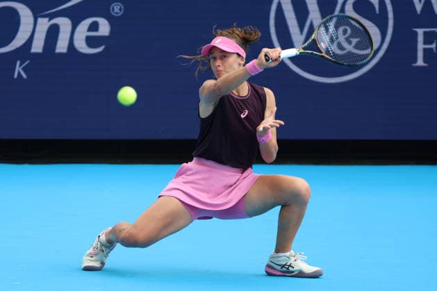 August 15, 2026, Mason, Oh, USA: Cincinnati Open Tennis 2026 - Zeynep Sonmez plays a ball against Amanda Anisimova. Cincinnati Open Tennis 2026  - ZUMAn24_ 20260815_zaf_n24_046 Copyright: xWallyxNellx