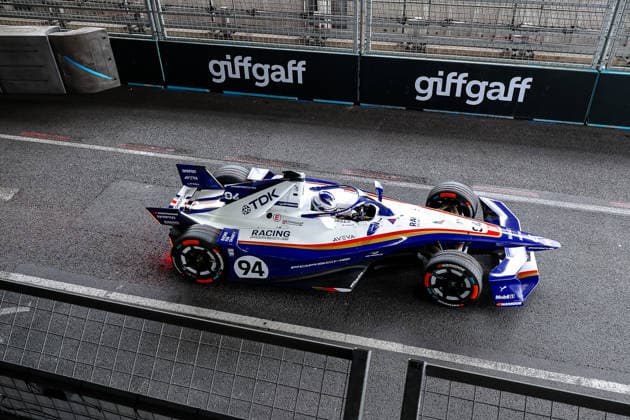 Pascal Wehrlein (Porsche Formula E Team, 94) während waehrend des Rennens, ABB FIA Formula E World Championship, WM, Weltmeisterschaft London e-Prix 2026, Vereinigtes Koenigreich, Saison 12 2025 26, Runde 16, 15.07.2026, ABB FIA Formula E World Championship, London e-Prix 2026, Vereinigtes Koenigreich, Saison 12 2025 26, Runde 16, 15.07.2026 London *** Pascal Wehrlein, Porsche Formula E Team, No. 94 during the race, ABB FIA Formula E World Championship, 2026 London e-Prix, United Kingdom, Season 12 (2025–26), Round 16, July 15, 2026, ABB FIA Formula E World Championship, London e-Prix 2026, United Kingdom, Season 12 (2025–26), Round 16, July 15, 2026, London Copyright: xEibner-Pressefoto LauraxRoemerx EP_LRR