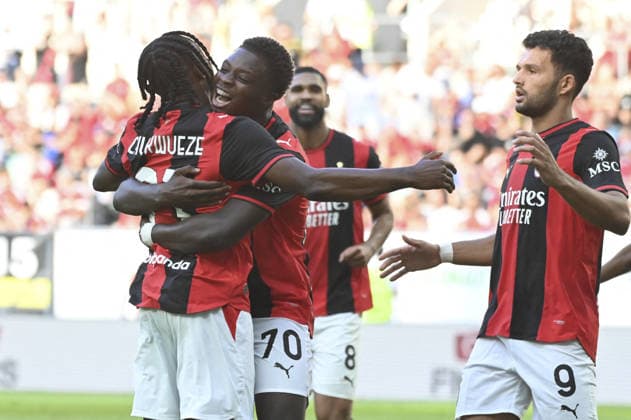 SOCCER - Friendly Match - Manchester United, ManU vs. AC Milan Photo by IPA ABACAPRESS.COM87510776 - Samuel Chukwueze (Milan) and players celebrating after a goal during the friendly match between Manchester United and AC Milan at the Arena Tarczynski in Wroclaw, Poland, on August 15, 2026 Wroclaw Poland  Copyright: xIPAxSport ABACAx