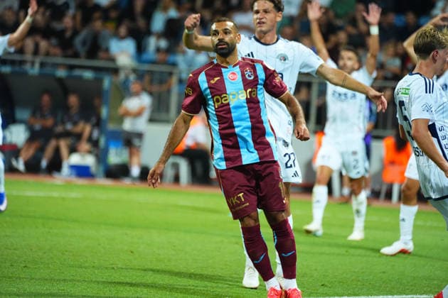 ISTANBUL, TURKEY - AUGUST 15: Matei Cristian Ilie (R) of Kaimpasa and Mohamed Salah (L) of Trabzonspor during the Turkish Super League 2026 27 match between Kasimpasa SK and Trabzonspor at Recep Tayyip Erdogan Stadium on August 15, 2026 in Istanbul, Turkey. Istanbul Kasimpasa Turkey Copyright: xSeskimphotox Kasimpasa-Trabzonspor-1508 (169)