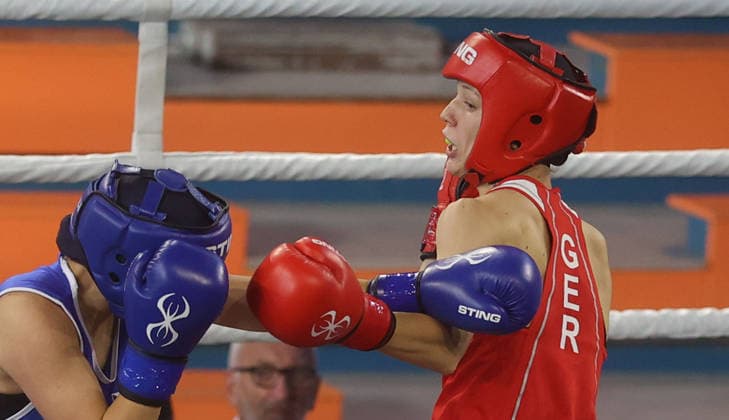 15.08.2026 Loznica(Serbia) European Junior U19 boxing championship female women s -57kg Charlotte Kienel(R) Germany :