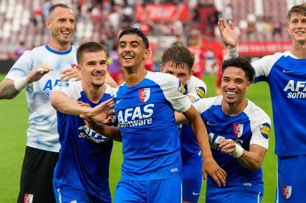 UTRECHT , 15-08-2026, Stadion Galgenwaard , season 2026 2027 , Dutch Eredivisie football , match between FC Utrecht and AZ, Picture shows celebration after the match by AZ player Wouter Goes , AZ player Ayoub Oufkir and AZ player Ro-Zangelo Daal Utrecht - AZ  x205747374x Copyright: