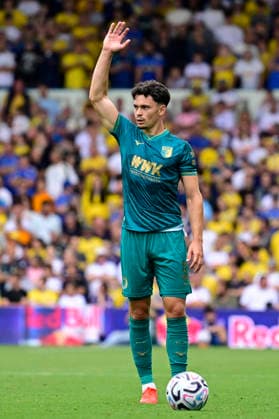 Leeds United v FC Augsburg Pre-Season Friendly FC Augsburg s Fabian Rieder signals before taking a free kick during the Pre-Season Friendly match at Elland Road, Leeds 15 08 2026 UK Newspapers OUT Copyright: xChrisxNuttonx FIL-23780-0044