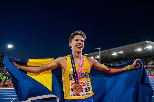 260815 Andreas Almgren of Sweden celebrates winning gold in men s 10 000 meter during day 6 of the 2026 European Athletics Championships on August 15, 2026 in Birmingham. Photo: Maxim Thore BILDBYRAN kod MT MT1071 friidrott athletics friidrett friidrotts-em em friidretts-em 2026 european athletics championships day 6 bbeng jubel sweden sverige *** August 15, 2026: Andreas Almgren of Sweden celebrates winning gold in the men’s 10,000-meter race on Day 6 of the 2026 European Athletics Championships on August 15, 2026 in Birmingham. Photo by Maxim Thore. BILDBYRAN code MT MT1071 track and field athletics friidrett friidrotts em em friidretts em 2026 European Athletics Championships Day 6 BBENG celebration Sweden  Copyright: MAXIMxTHORE BB260815MT033