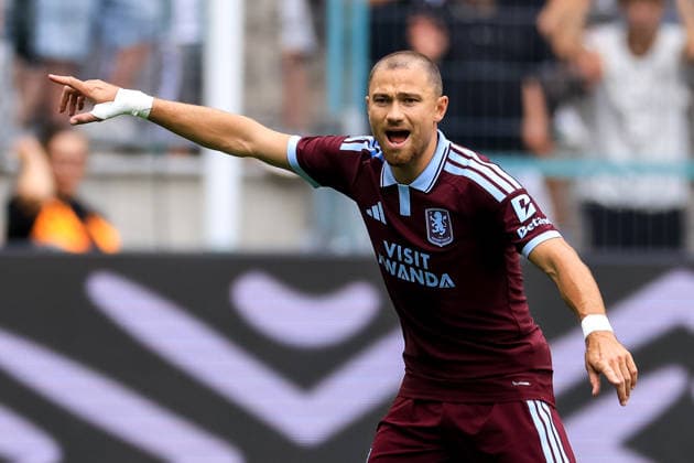MOENCHENGLADBACH, GERMANY - AUGUST 15: Matty Cash of Aston Villa gestures during the pre-season friendly match between Borussia Monchengladbach and Aston Villa at the ista-Borussia-Park on August 15, 2026 in Moenchengladbach, Germany.  Copyright: xRenexNijhuis MBxMediax