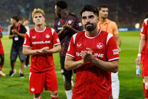 Semi Sahin (1.FC Kaiserslautern), Emotionen, Geste, Gestik, Mimik, Freisteller, Portrait 1.FC Kaiserslautern vs Karlsruher SC, Fussball, 2. Bundesliga, 02. Spieltag, Saison 2026 2027, 15.08.2026 1.FC Kaiserslautern vs Karlsruher SC, Fussball, 2. Bundesliga, 02. Spieltag, Saison 2026 2027, 15.08.2026 *** Semi Sahin, 1 FC Kaiserslautern, Emotions, Gesture, Body Language, Facial Expressions, Cutout, Portrait; 1 FC Kaiserslautern vs. Karlsruher SC, Soccer, 2. Bundesliga, Matchday 2, 2026–2027 Season, August 15, 2026, 1 FC Kaiserslautern vs. Karlsruher SC, soccer, 2. Bundesliga, Matchday 2, 2026–2027 season, August 15, 2026 Copyright: xEibnerxPressefotox EP_ANS