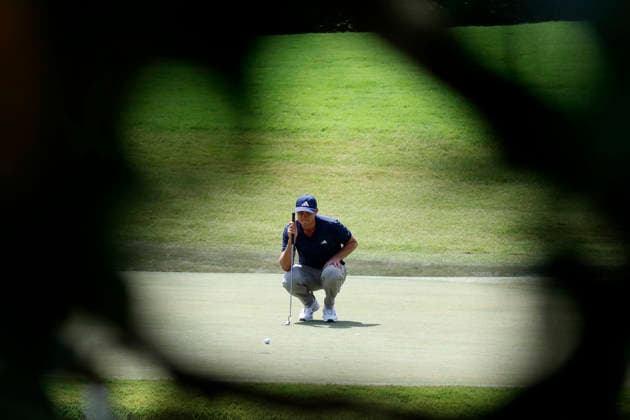 MEMPHIS, TN - AUGUST 15: Ludvig Aberg of Sweden lines up his putt on No. 8 during the third round of the FedEx St. Jude Championship, August 15, 2026, at TPC Southwind in Memphis, Tennessee. (Photo by Matthew Maxey Icon Sportswire) GOLF: AUG 15 PGA, Golf Herren FedEx St. Jude Championship EDITORIAL USE ONLY Icon260815057