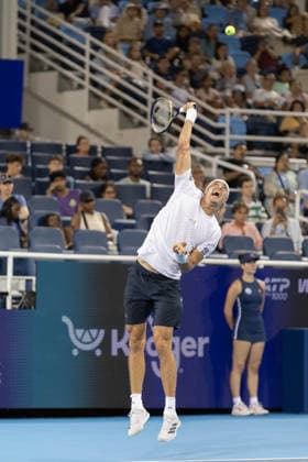 MASON, OHIO - AUGUST 15: Alexander Zverev of Germany serves the ball during day five of the Cincinnati Open at the Lindner Family Tennis Center on August 15, 2026 in Mason, Ohio.  Copyright: xShainaxBenhiyoun SPPx Sportspressphoto_SPR208356