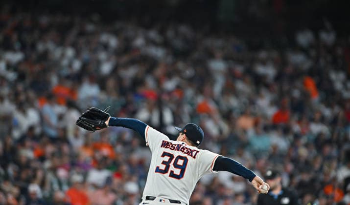 August 15, 2026: Houston Astros pitcher Hayden Wesneski delivers a pitch during the first inning of a MLB, Baseball Herren, USA game against the Seattle Mariners at Daikin Park in Houston, TX. Austin McAfee CSM Houston USA - ZUMAc04_ 20260815_zma_c04_122 Copyright: xAustinxMcafeex