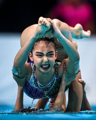 (260816) -- BUDAPEST, Aug. 16, 2026 -- Members of Team China perform during the Team Acrobatic Final of the World Aquatics Junior Artistic Swimming Championships in Budapest, Hungary, on Aug. 15, 2026. (Photo by Xinhua) (SP)HUNGARY-BUDAPEST-ARTISTIC SWIMMING-WORLD JUNIOR CHAMPIONSHIPS-TEAM ACROBATIC DavidxBalogh 