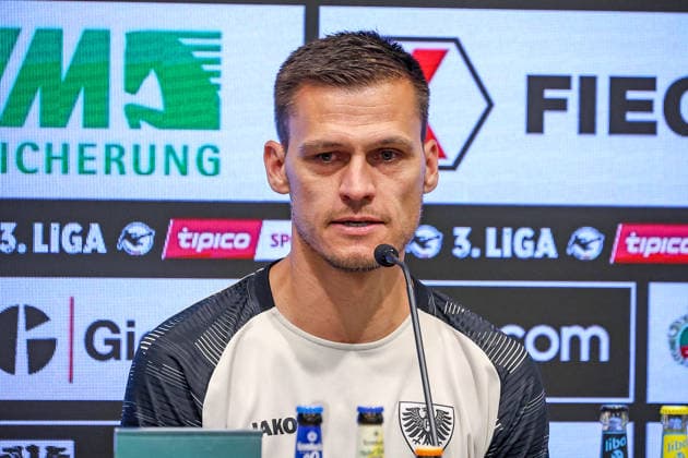 15.08.2026, xsscx, Fußball 3. Liga, Preußen Münster - FC Ingolstadt 04, 2. Spieltag, LVM-Preußenstadion, Saison 2026 2027: Thomas Wörle (FC Ingolstadt Cheftrainer) DFB regulations prohibit any use of photographs as image sequences and or quasi-video. Nordrhein-Westfalen Deutschland *** August 15, 2026, xsscx, Soccer 3rd Division, Preußen Münster vs. FC Ingolstadt 04, Matchday 2, LVM Preußenstadion, 2026–2027 Season. Thomas Wörle, FC Ingolstadt Head Coach. DFB regulations prohibit any use of photographs as image sequences and or quasi-video. North Rhine-Westphalia, Germany